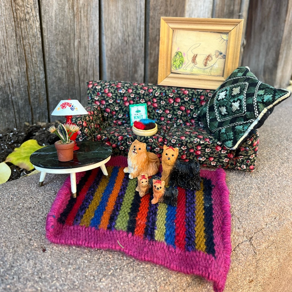 Vintage Dollhouse Living Room Furniture Set w/ Couch, Table, Accessories & Dogs